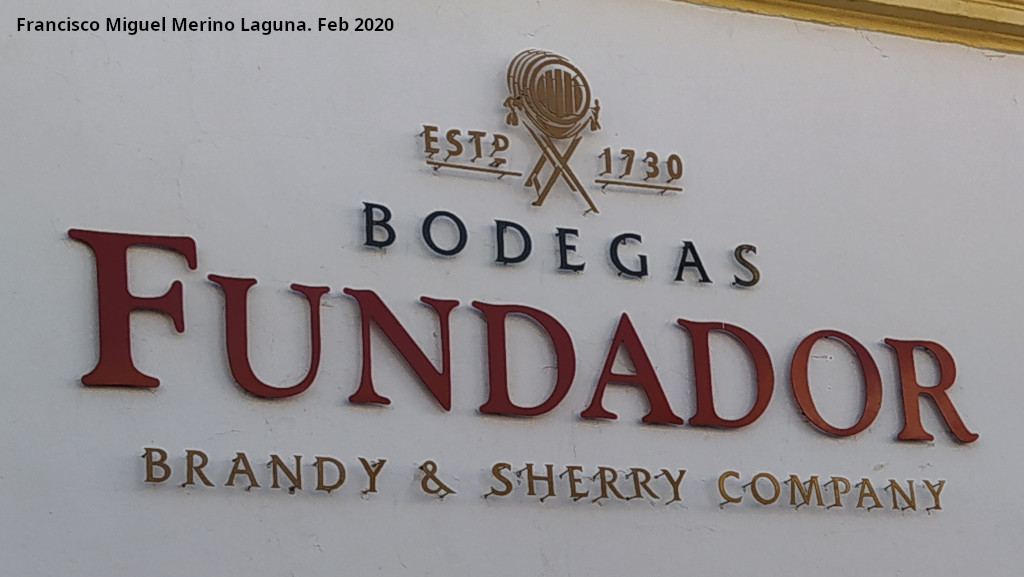 Bodegas Fundador - Bodegas Fundador. 