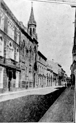 Palacio del Conde de la Quintera - Palacio del Conde de la Quintera. Foto antigua. El edificio de la izquierda