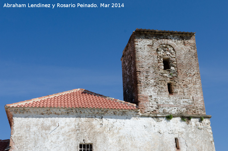 Monasterio Casera de Don Bernardo - Monasterio Casera de Don Bernardo. Iglesia y reloj de sol