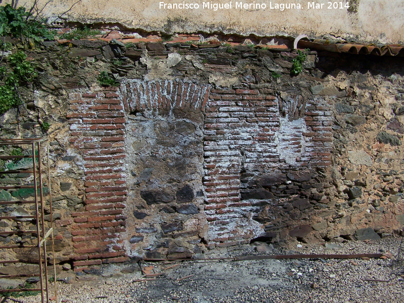 Monasterio Casera de Don Bernardo - Monasterio Casera de Don Bernardo. Puerta cegada de las caballeras