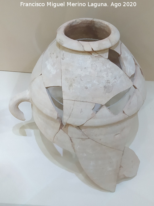Historia de Carmona - Historia de Carmona. Cer�mica turdetana. Alc�zar de la Puerta de Sevilla