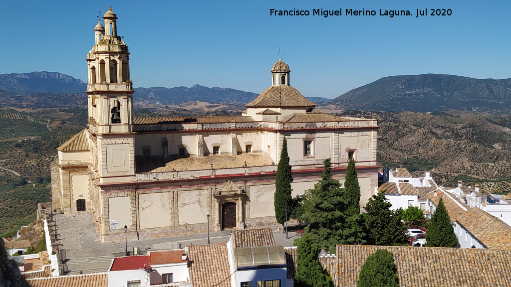 Plaza de la Iglesia - Plaza de la Iglesia. Dese el Castillo