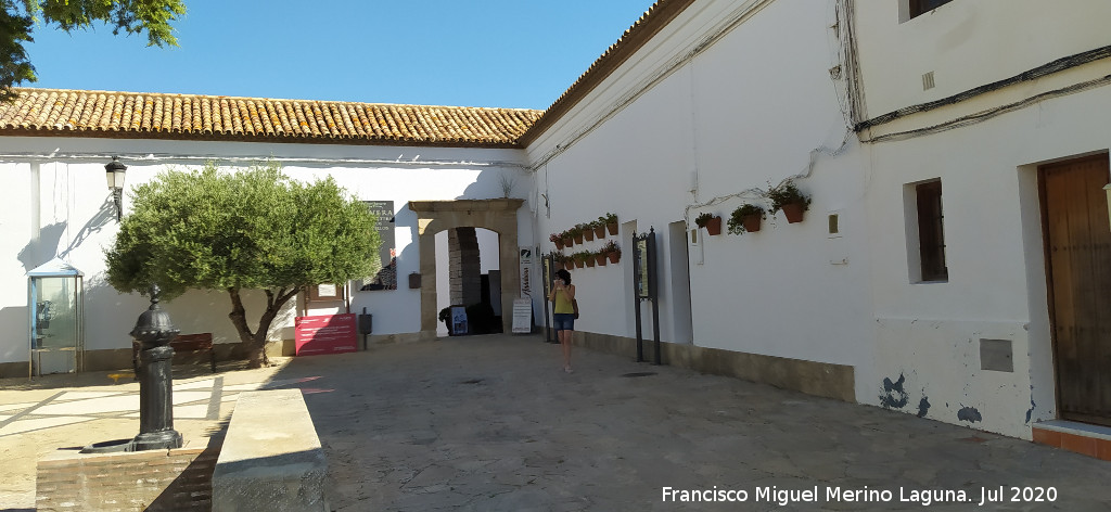 Plaza de la Iglesia - Plaza de la Iglesia. 