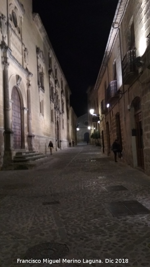 Calle Conde Romanones - Calle Conde Romanones. De noche