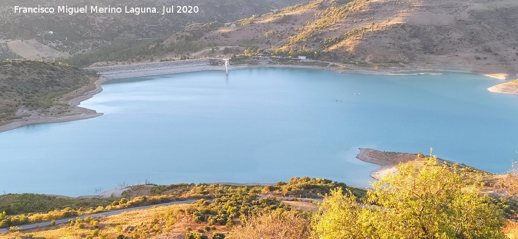 Pantano de Zahara-El Gastor - Pantano de Zahara-El Gastor. Desde la Villa Medieval de Zahara de la Sierra