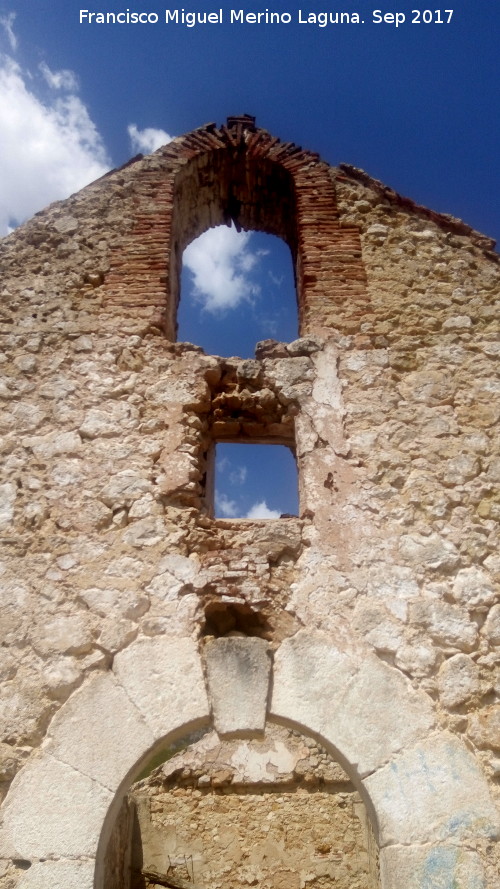 Iglesia de San Miguel de Bujaraiza - Iglesia de San Miguel de Bujaraiza. Vanos