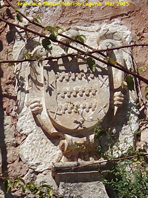 Casera del Conde - Casera del Conde. Escudo de D. Francisco de Vera y Soria
