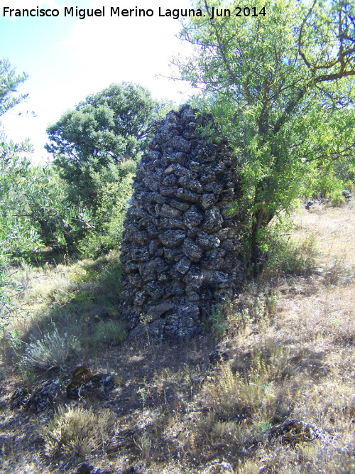 La Colonia - La Colonia. Montculo de piedras