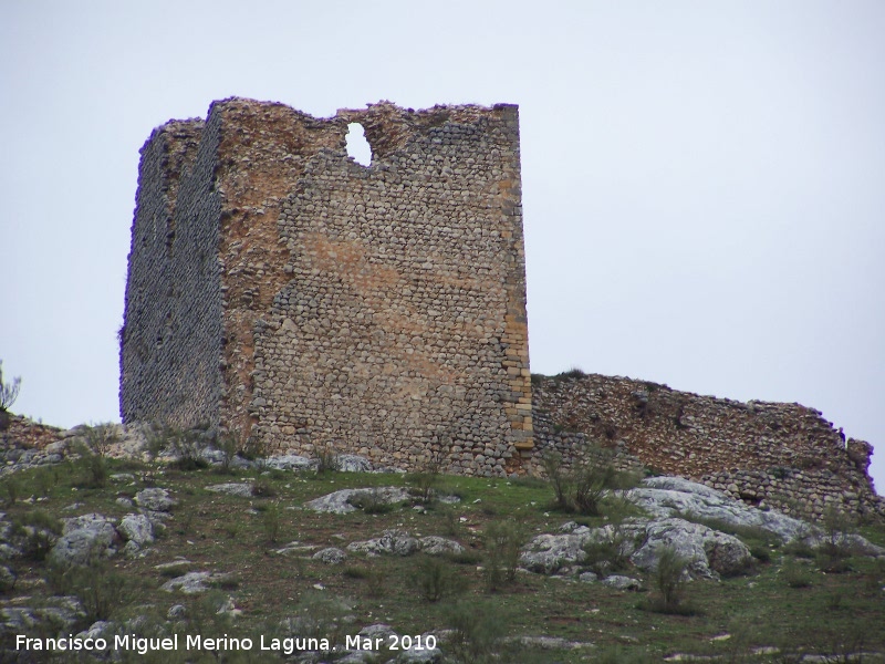 Castillo de la Pea. Torre del Homenaje - Castillo de la Pea. Torre del Homenaje. Cara Este