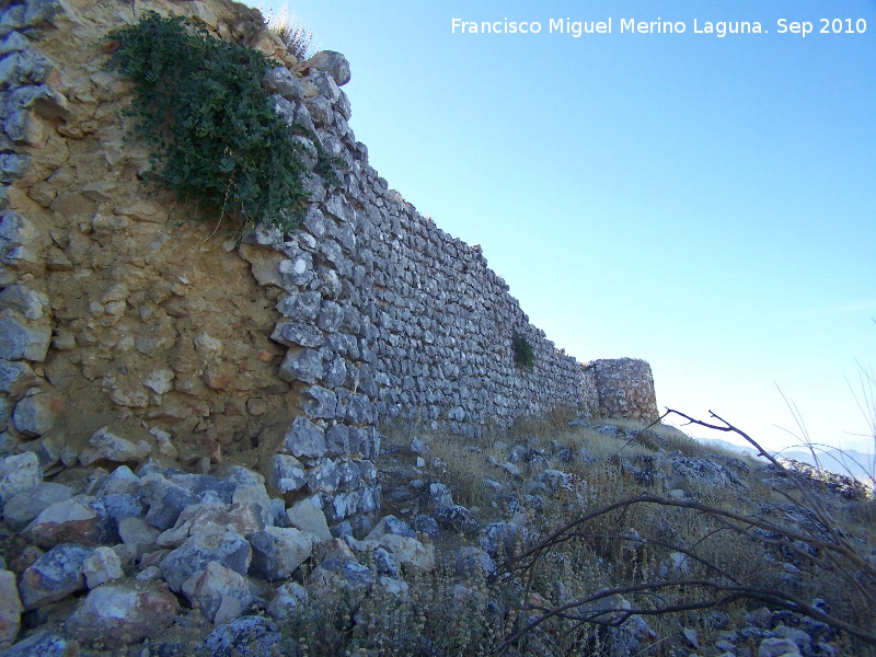 Castillo de la Pea. Muralla Oeste - Castillo de la Pea. Muralla Oeste. Segundo lienzo