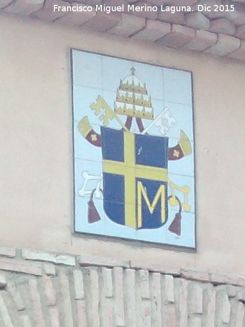 Fuente de la Iglesia - Fuente de la Iglesia. Escudo de Juan Pablo II