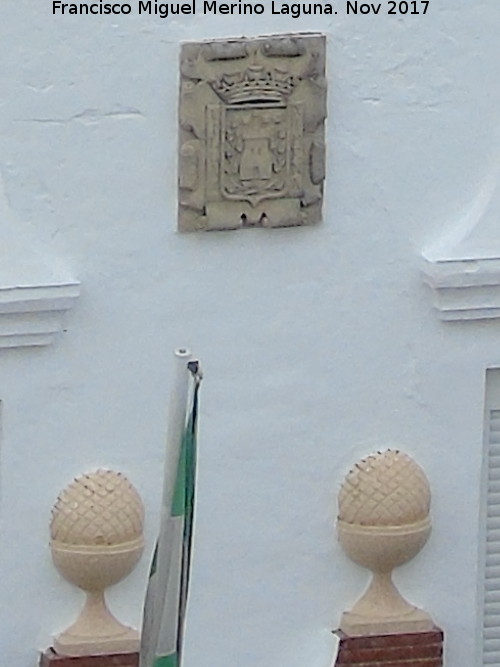 Ayuntamiento de Jimena - Ayuntamiento de Jimena. Escudo y pias