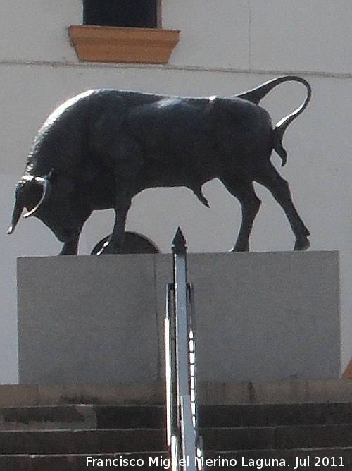 Monumento al toro - Monumento al toro. 