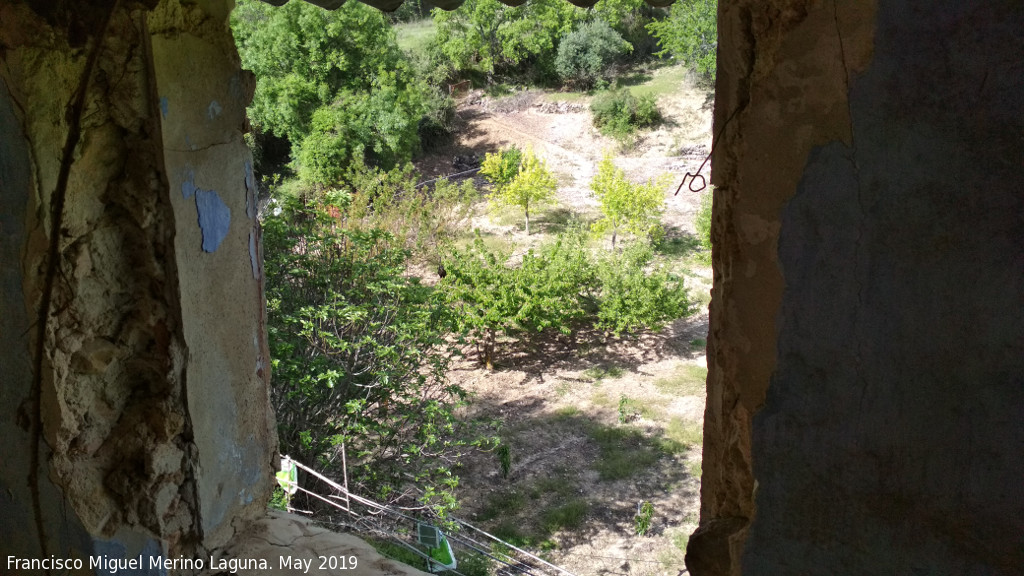 Castillo de La Hueta - Castillo de La Hueta. Vistas desde el interior de la torre del castillo