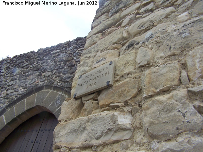 Puerta de San Miguel - Puerta de San Miguel. Placa