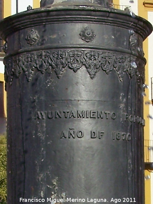 Fuente de la Plaza - Fuente de la Plaza. Ao