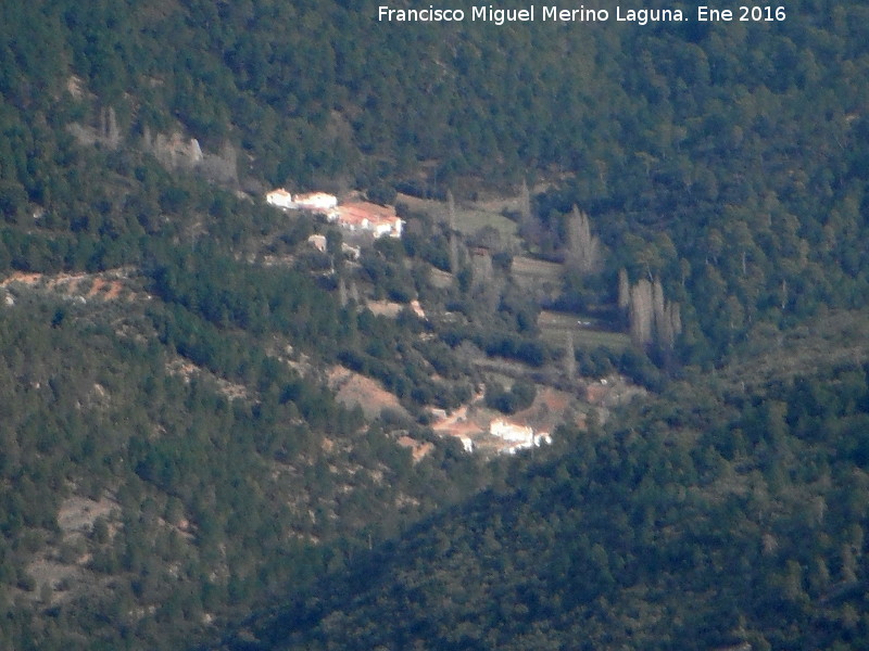 Aldea Moralejos de Arriba - Aldea Moralejos de Arriba. Desde el Yelmo. Distancia entre Moralejos de Arriba y Moralejos de Abajo