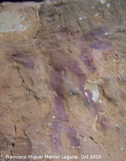 Pinturas rupestres de la Cueva del Plato grupo II - Pinturas rupestres de la Cueva del Plato grupo II. Antropomorfo de la pared de la izquierda