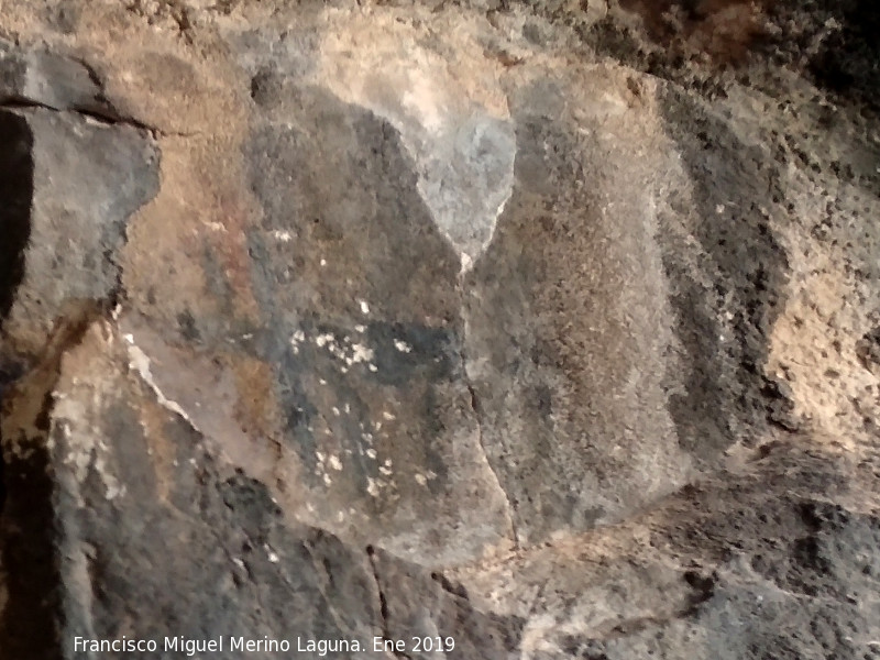 Pinturas rupestres de la Cueva del Plato grupo IV - Pinturas rupestres de la Cueva del Plato grupo IV. Zoomorfo superior