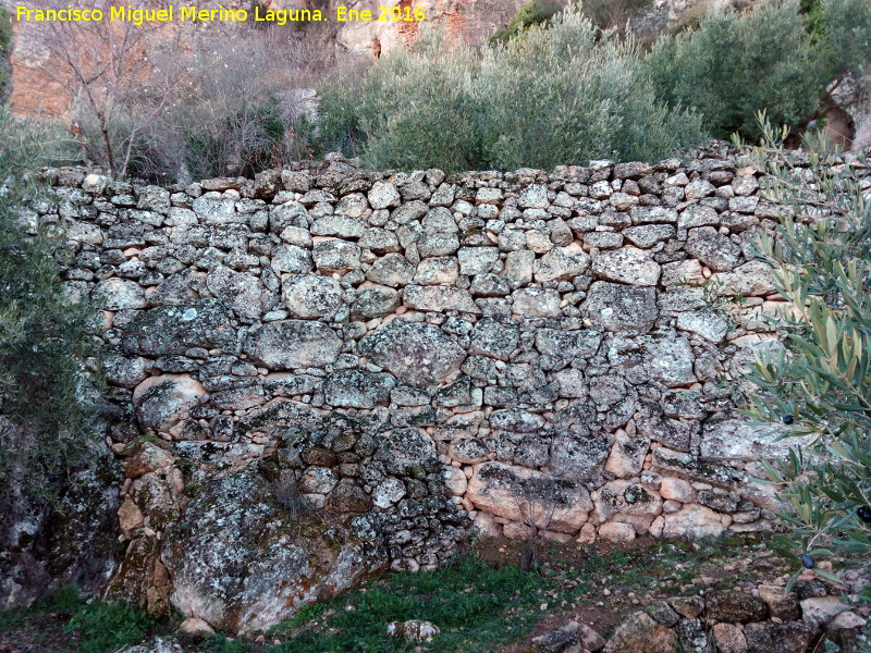 Tajos de San Marcos - Tajos de San Marcos. Antiguas albarradas en su parte baja