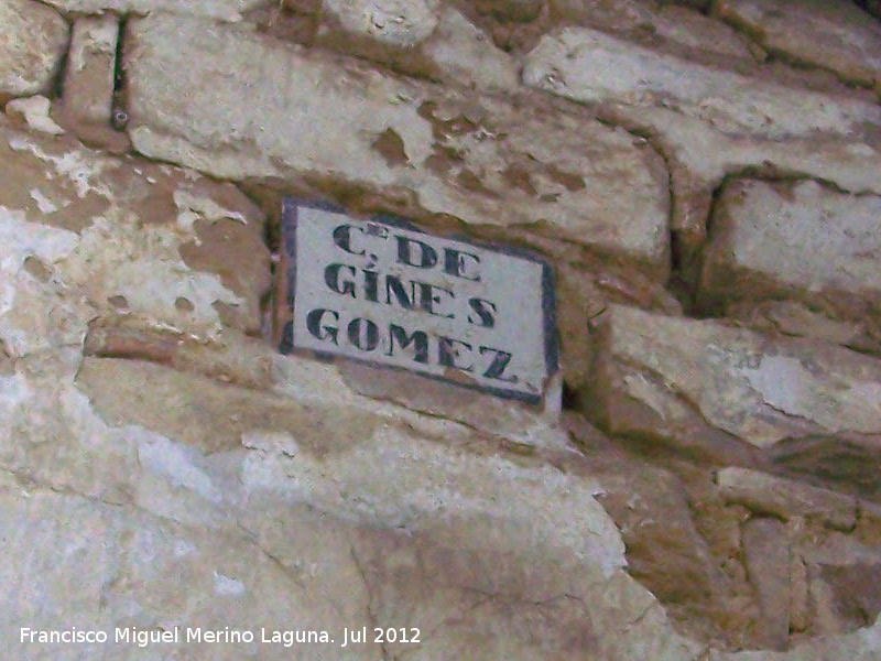 Calle Gins Gmez - Calle Gins Gmez. Placa