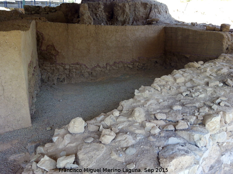 Oppidum del Cerro de la Cruz - Oppidum del Cerro de la Cruz. Muros de tapial