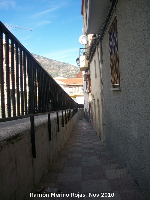Calle Arroyo - Calle Arroyo. Acera baja