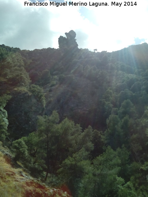 Cerro Cagasebo - Cerro Cagasebo. Formacin rocosa al Este