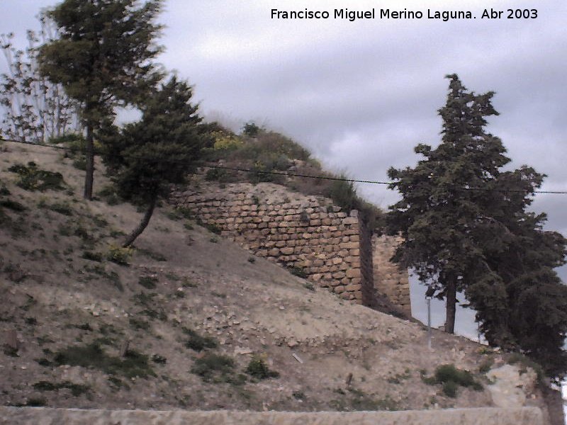 Castillo de Baena - Castillo de Baena. Murallas