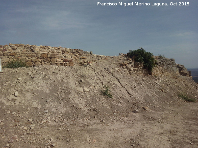 Castillo de Torreparedones - Castillo de Torreparedones. Murallas