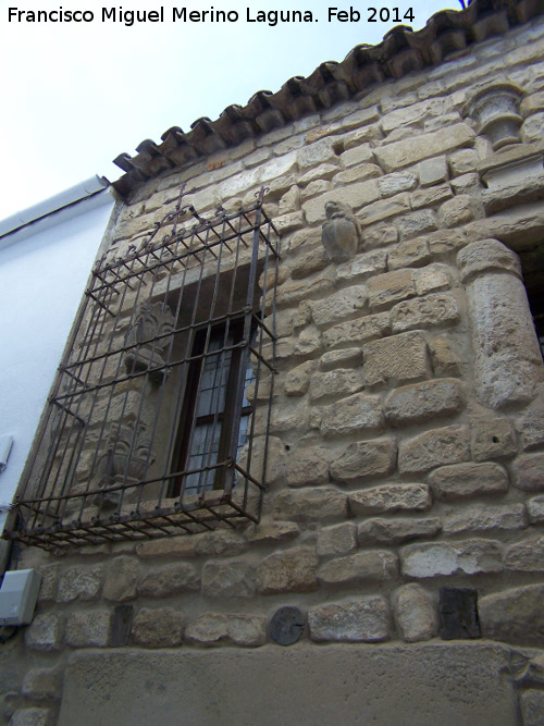 Casa de la Calle Afn de Rivera n 4 - Casa de la Calle Afn de Rivera n 4. Restos arqueolgicos empotrados en la fachada