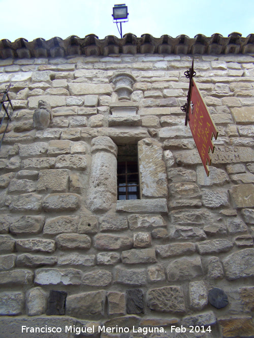 Casa de la Calle Afn de Rivera n 4 - Casa de la Calle Afn de Rivera n 4. Restos arqueolgicos empotrados en la fachada