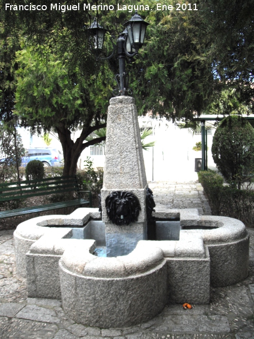 Fuente de la Plaza de Vegas de Triana - Fuente de la Plaza de Vegas de Triana. 