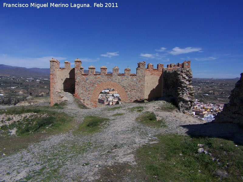 Castillo de Tabernas - Castillo de Tabernas. Puerta de acceso