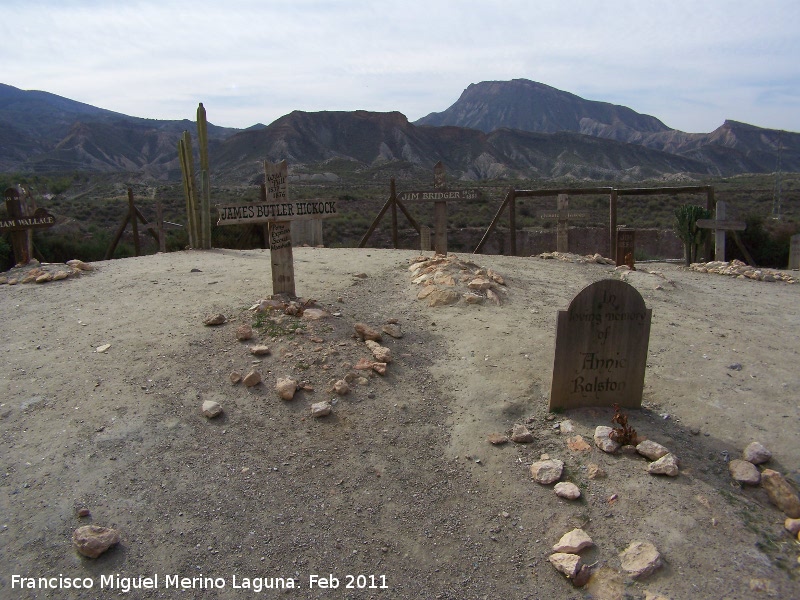 Mini Hollywood & Reserva Zoolgica - Mini Hollywood & Reserva Zoolgica. Cementerio