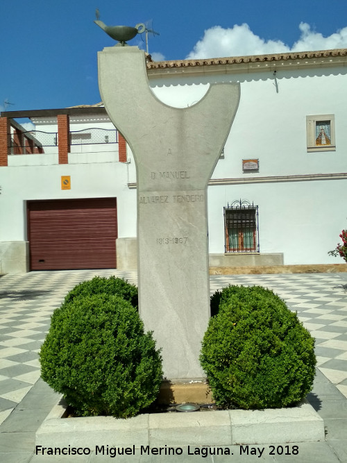 Monumento a D. Manuel lvarez Tendero - Monumento a D. Manuel lvarez Tendero. 