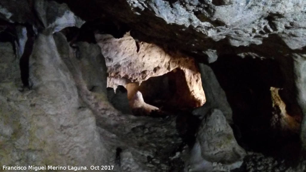 Cueva del Fraile - Cueva del Fraile. Interior