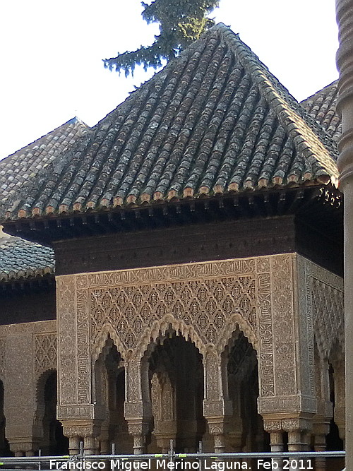 Alhambra. Patio de los Leones - Alhambra. Patio de los Leones. 