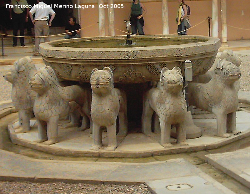 Alhambra. Fuente de los Leones - Alhambra. Fuente de los Leones. 