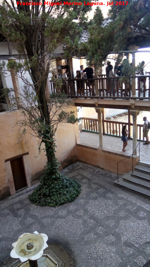 Alhambra. Patio de la Reja - Alhambra. Patio de la Reja. 