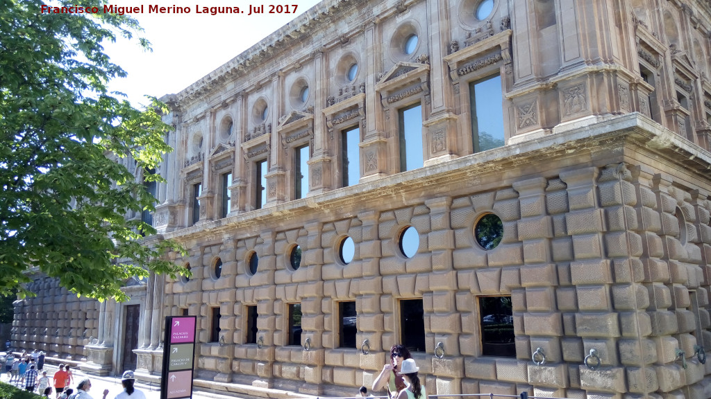 Alhambra. Palacio de Carlos V - Alhambra. Palacio de Carlos V. Fachada sur