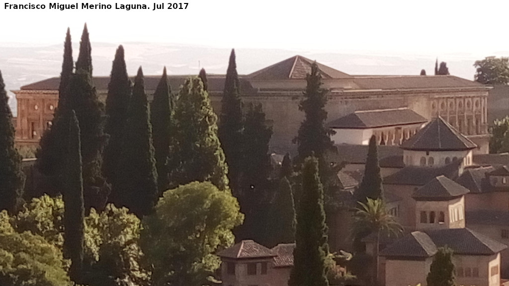Alhambra. Palacio de Carlos V - Alhambra. Palacio de Carlos V. Desde el Generalife