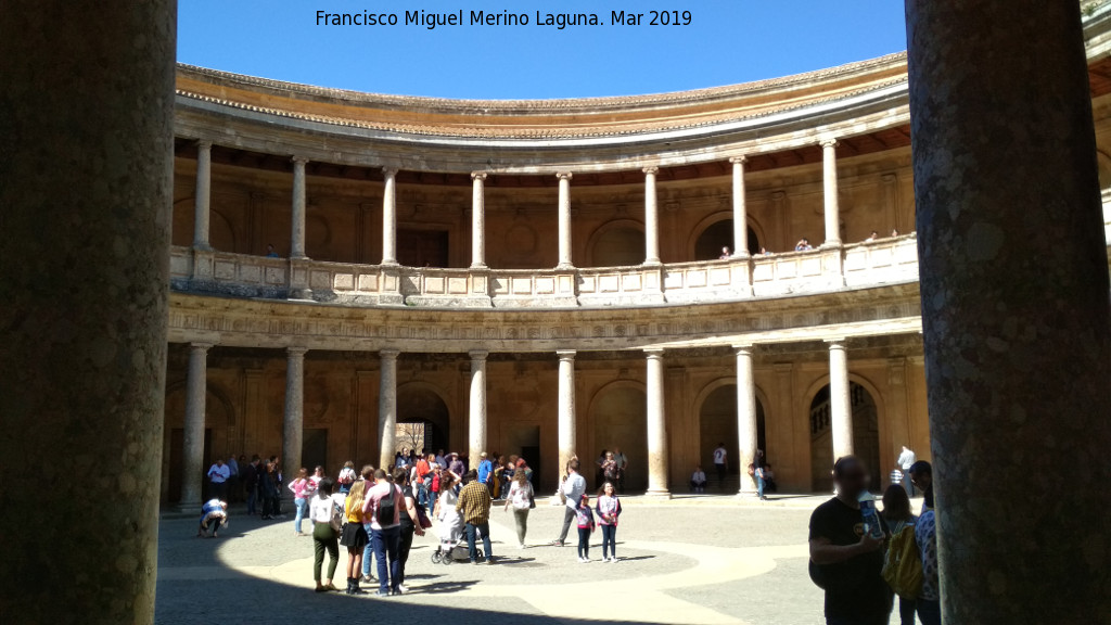 Alhambra. Palacio de Carlos V - Alhambra. Palacio de Carlos V. Patio