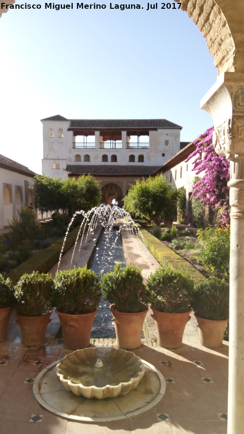 Generalife. Patio de la Acequia - Generalife. Patio de la Acequia. 