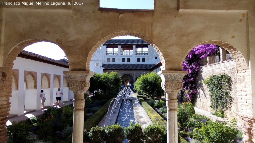 Generalife. Patio de la Acequia - Generalife. Patio de la Acequia. 