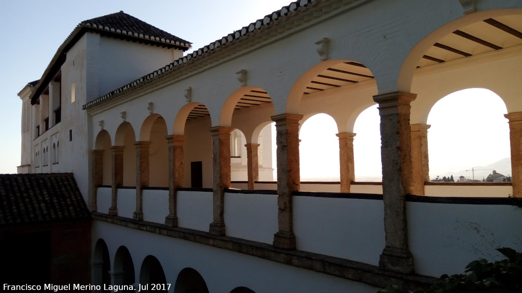 Generalife. Patio del Ciprs de la Sultana - Generalife. Patio del Ciprs de la Sultana. Galera alta