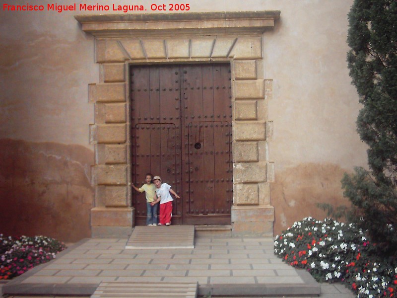 Alhambra. Viviendas de las Esposas del Sultn - Alhambra. Viviendas de las Esposas del Sultn. Puerta al exterior