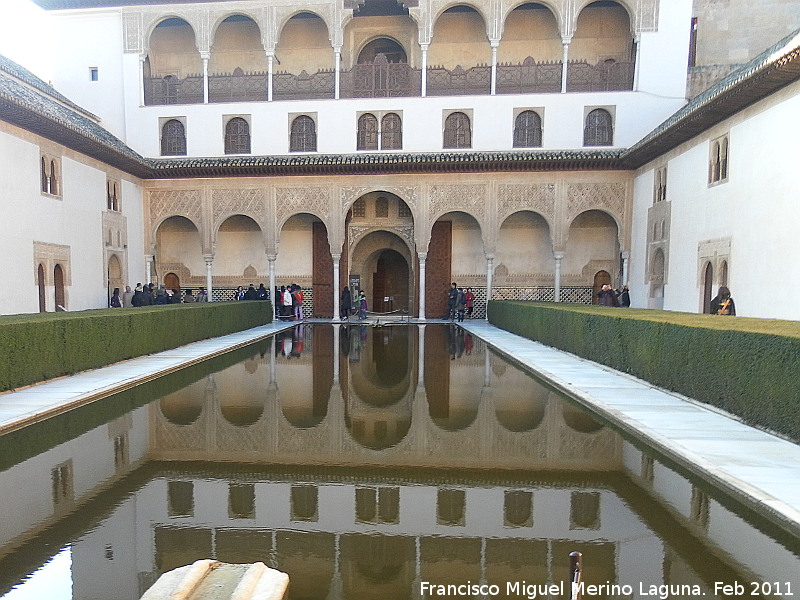 Alhambra. Patio de los Arrayanes - Alhambra. Patio de los Arrayanes. 