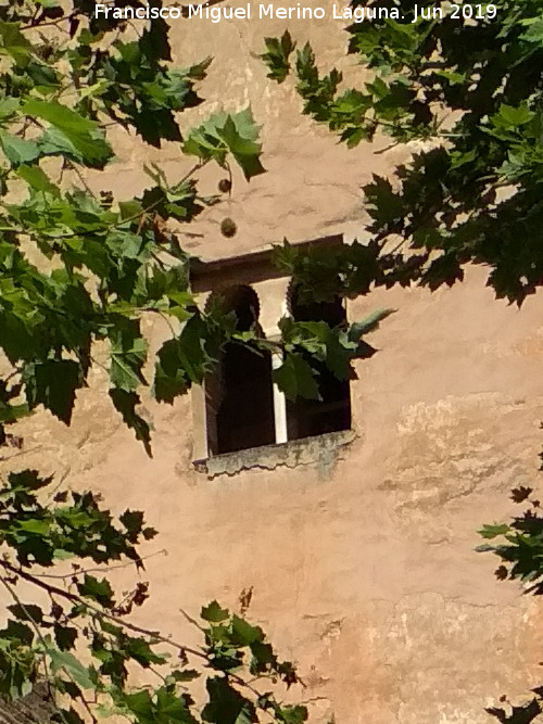 Alhambra. Torre de las Infantas - Alhambra. Torre de las Infantas. Ventana con parteluz