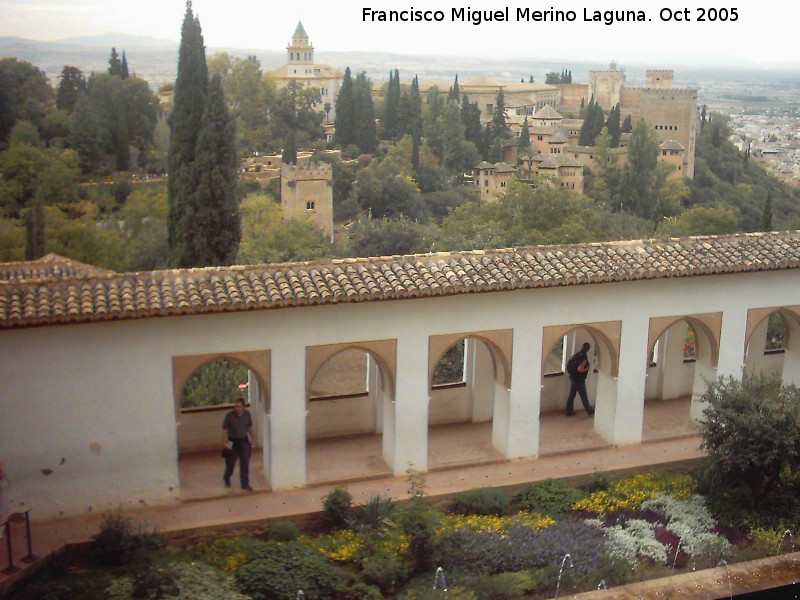 Generalife. Galera Oeste del Patio de la Acequia - Generalife. Galera Oeste del Patio de la Acequia. 